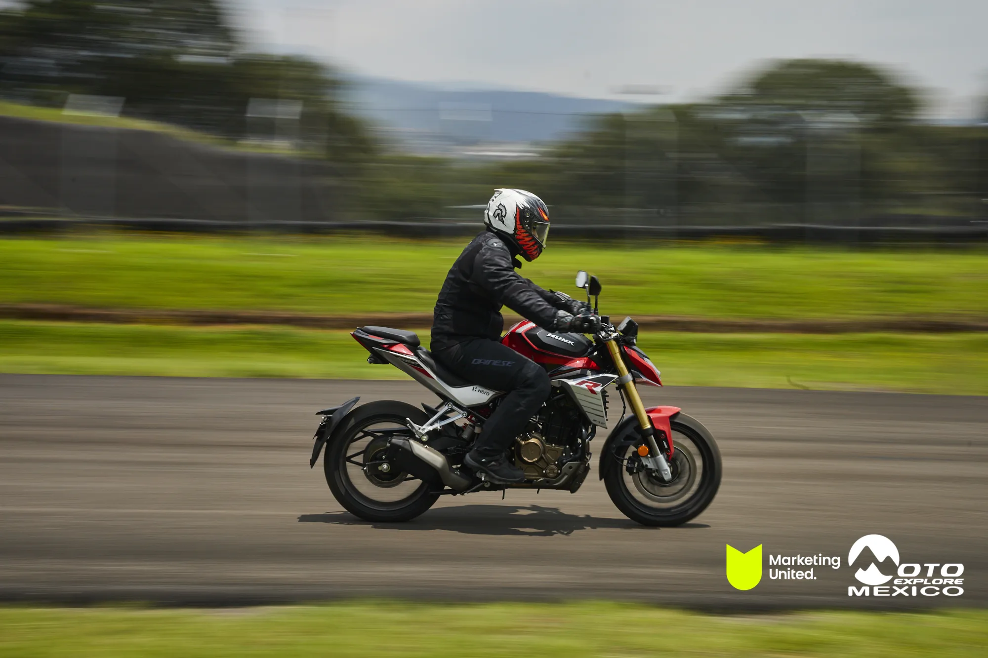 HUNK TRACKDAY 107